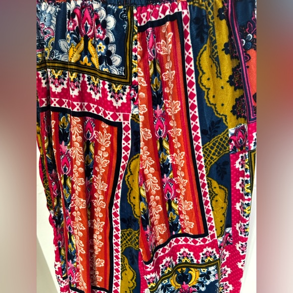 XS, fits like M Anthropologie Velvet Joggers Pants Victorian Patchwork Boho - Picture 3 of 8